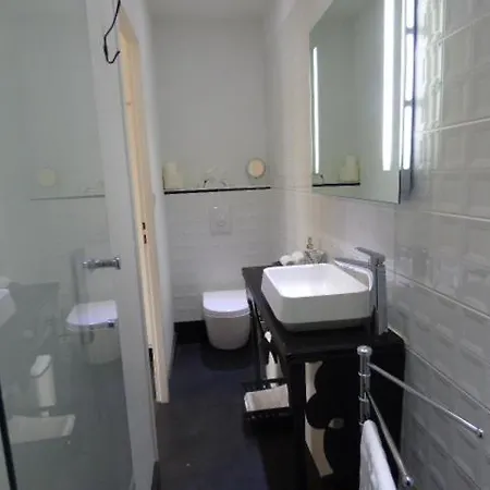 克尔威戈尼斯旅馆 招待所 3*