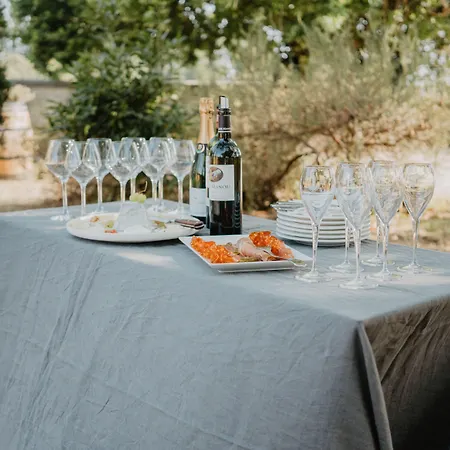 Pensión Le Coeur Des Vignes 4*