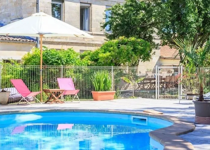 Le Coeur Des Vignes Pauillac